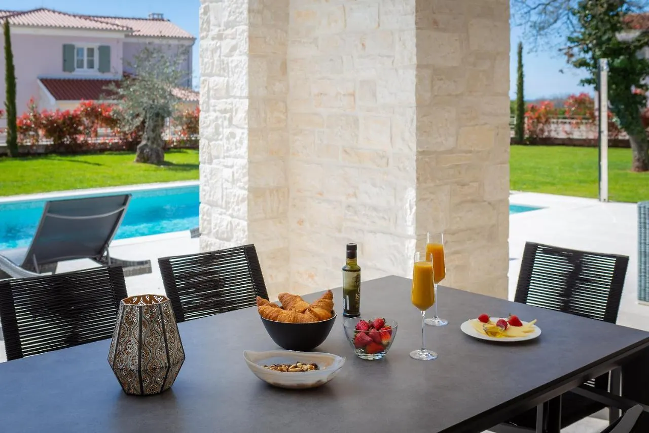 Villa Florence By Ilc-Istria Luxury Collection Brtonigla